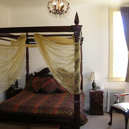 Manor Views Nz Hotel Huntly Buitenkant foto