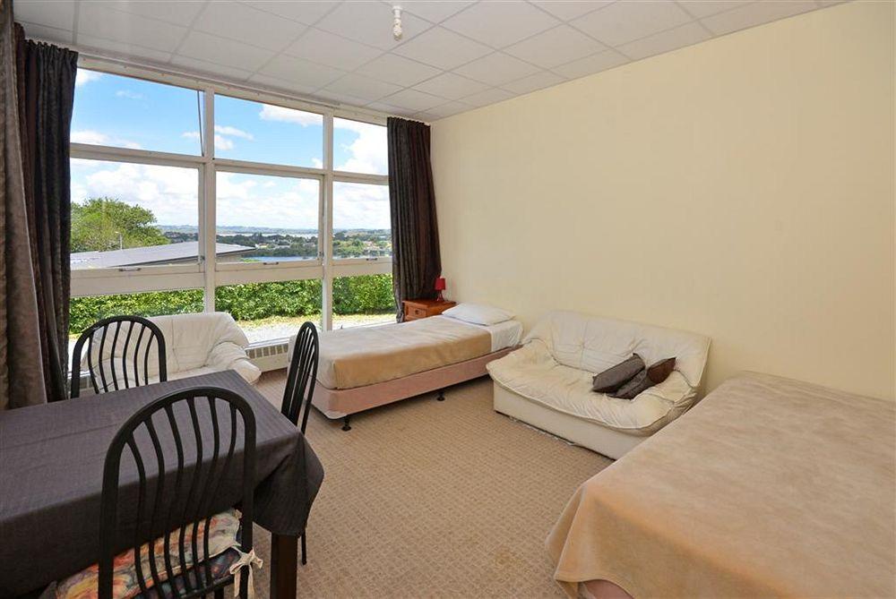 Manor Views Nz Hotel Huntly Buitenkant foto