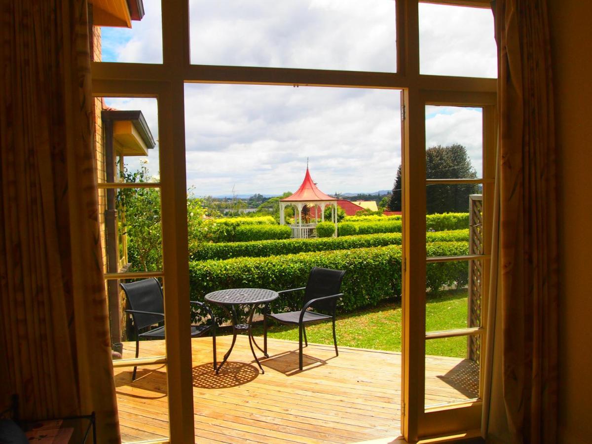 Manor Views Nz Hotel Huntly Buitenkant foto