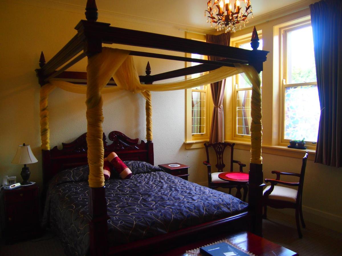 Manor Views Nz Hotel Huntly Buitenkant foto